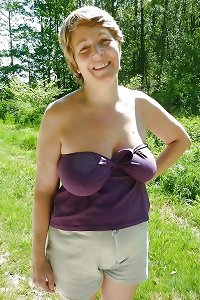 elderly damsels bra-less 25