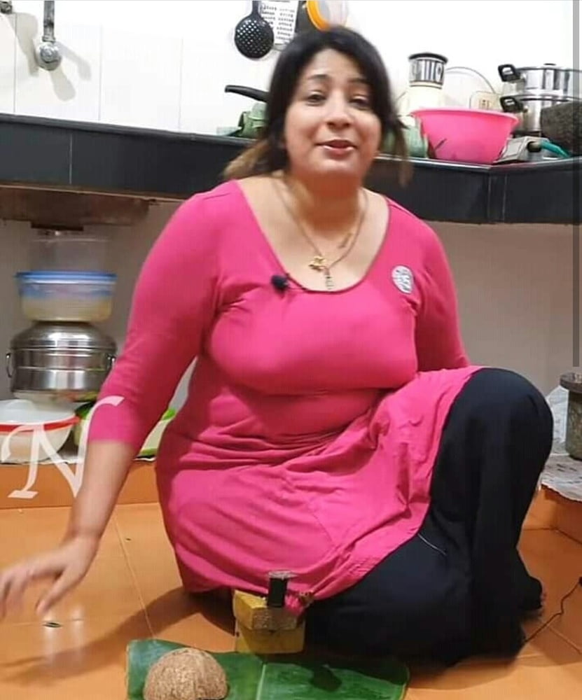 Wild Milfs: UNSATISFIED NEPALI WIVES AUNTY